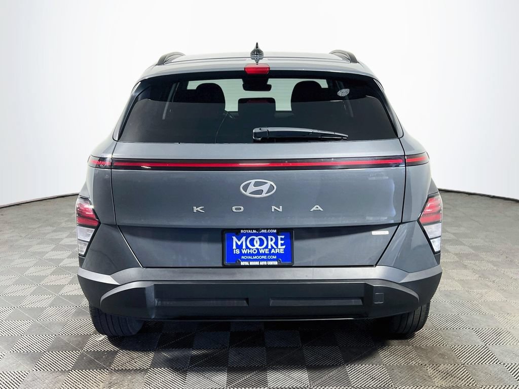 Used 2025 Hyundai Kona SEL AWD/4WD image 6