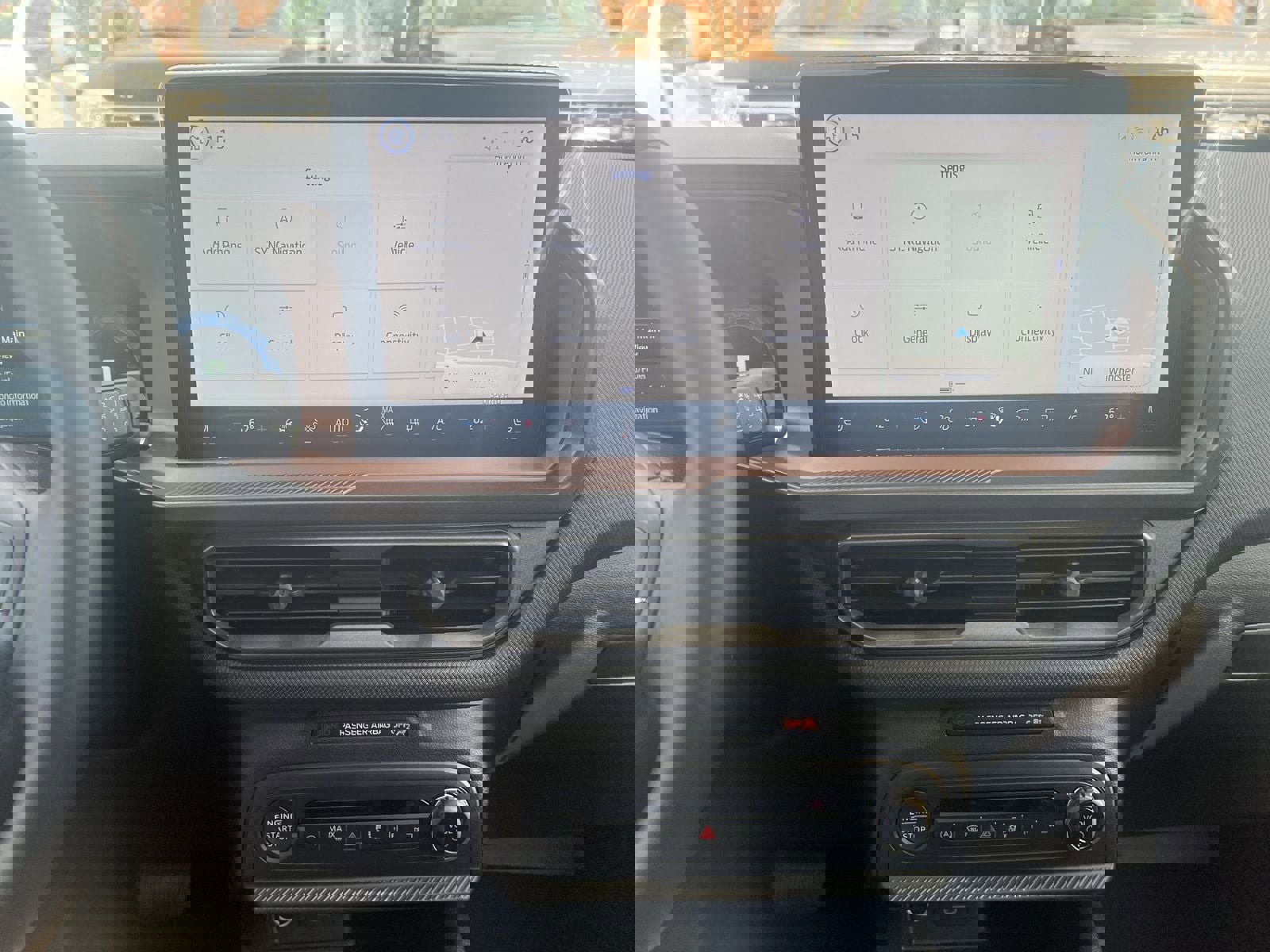 New 2025 Ford Bronco Sport Outer Banks w/ Outer Banks Tech Package+ image 26