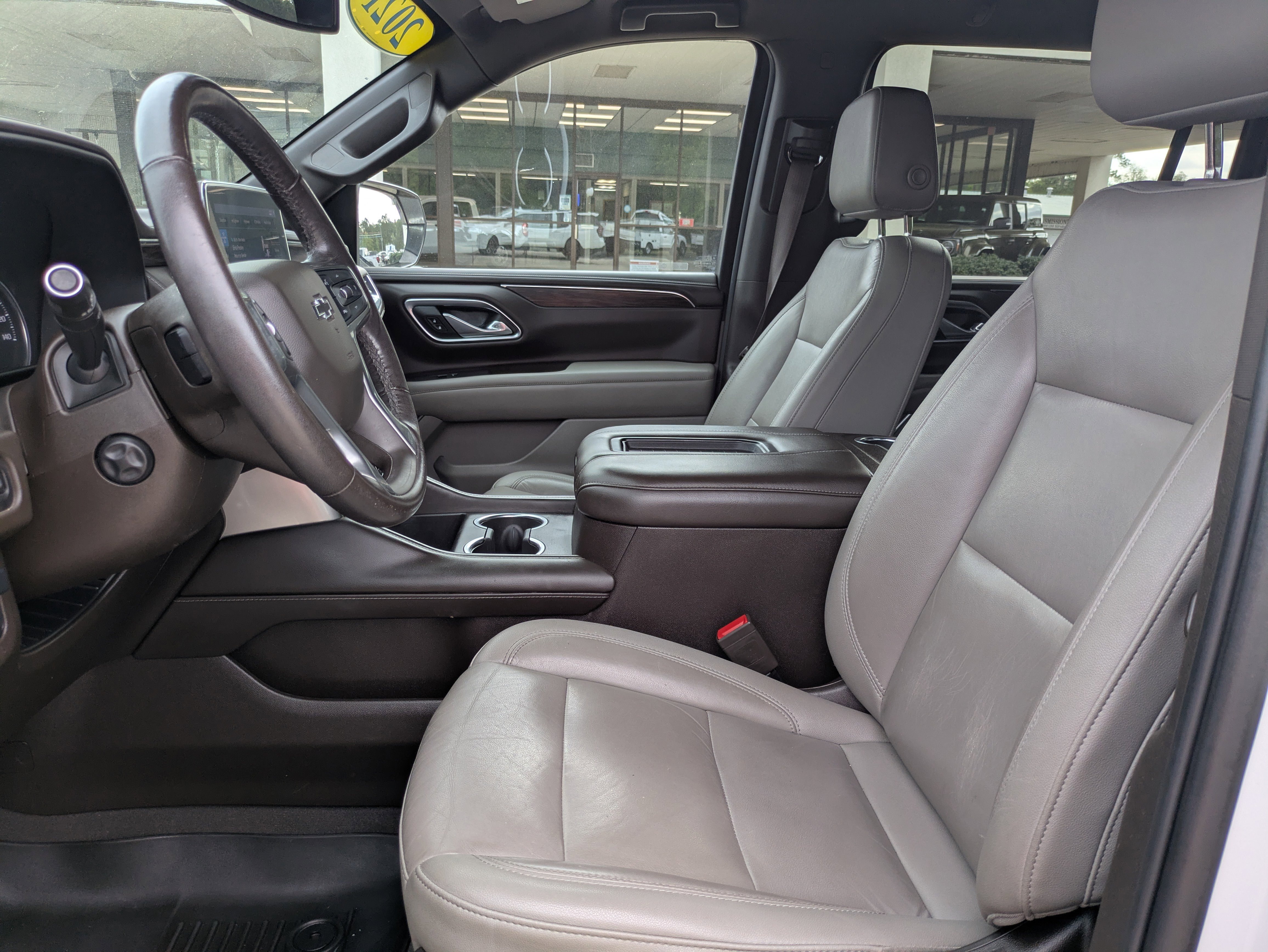 Used 2021 Chevrolet Suburban Z71 w/ Z71 Off-Road Package AWD/4WD image 19
