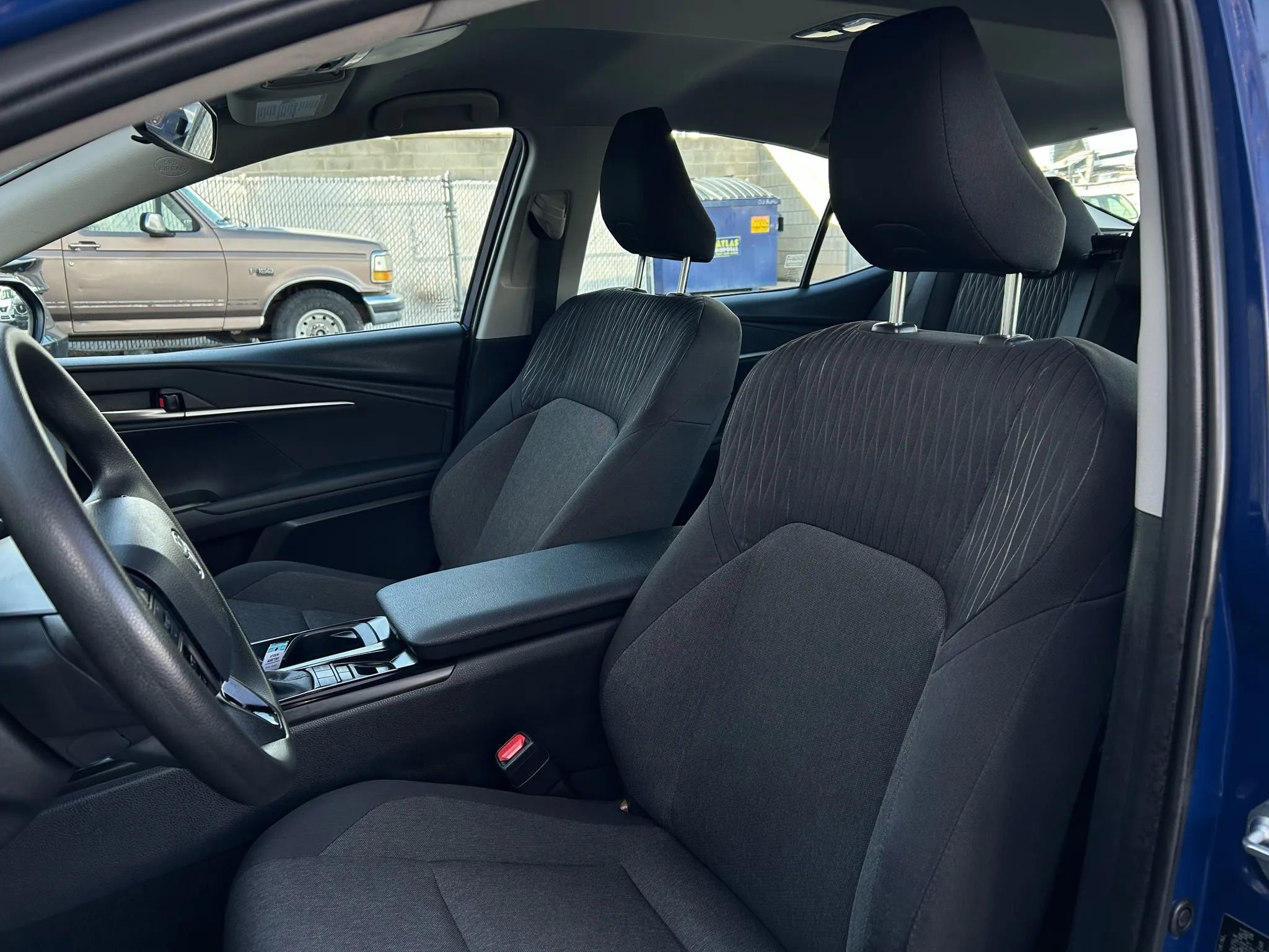 Used 2025 Toyota Camry LE image 13