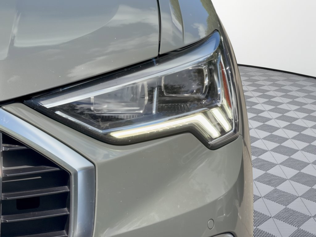 Used 2019 Audi Q3 2.0T Premium Plus AWD/4WD image 12