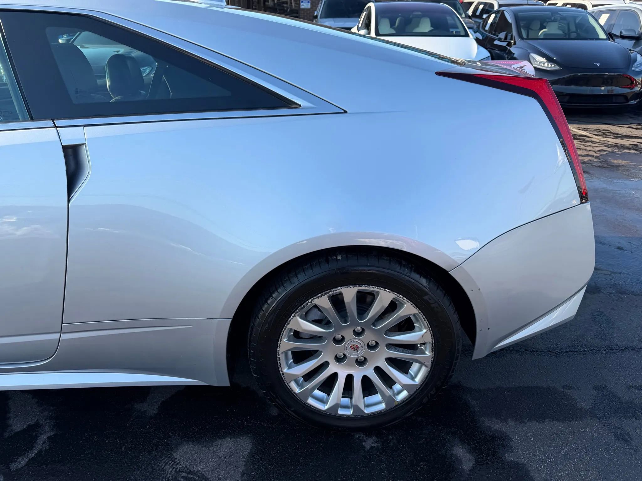 Used 2011 Cadillac CTS Premium image 42