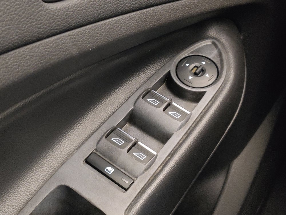 Used 2019 Ford Escape SE FWD image 27