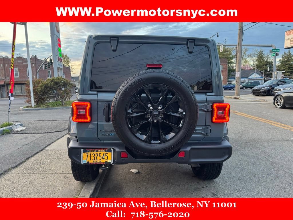 Used 2025 Jeep Wrangler Unlimited Sahara w/ Safety Group AWD/4WD image 8