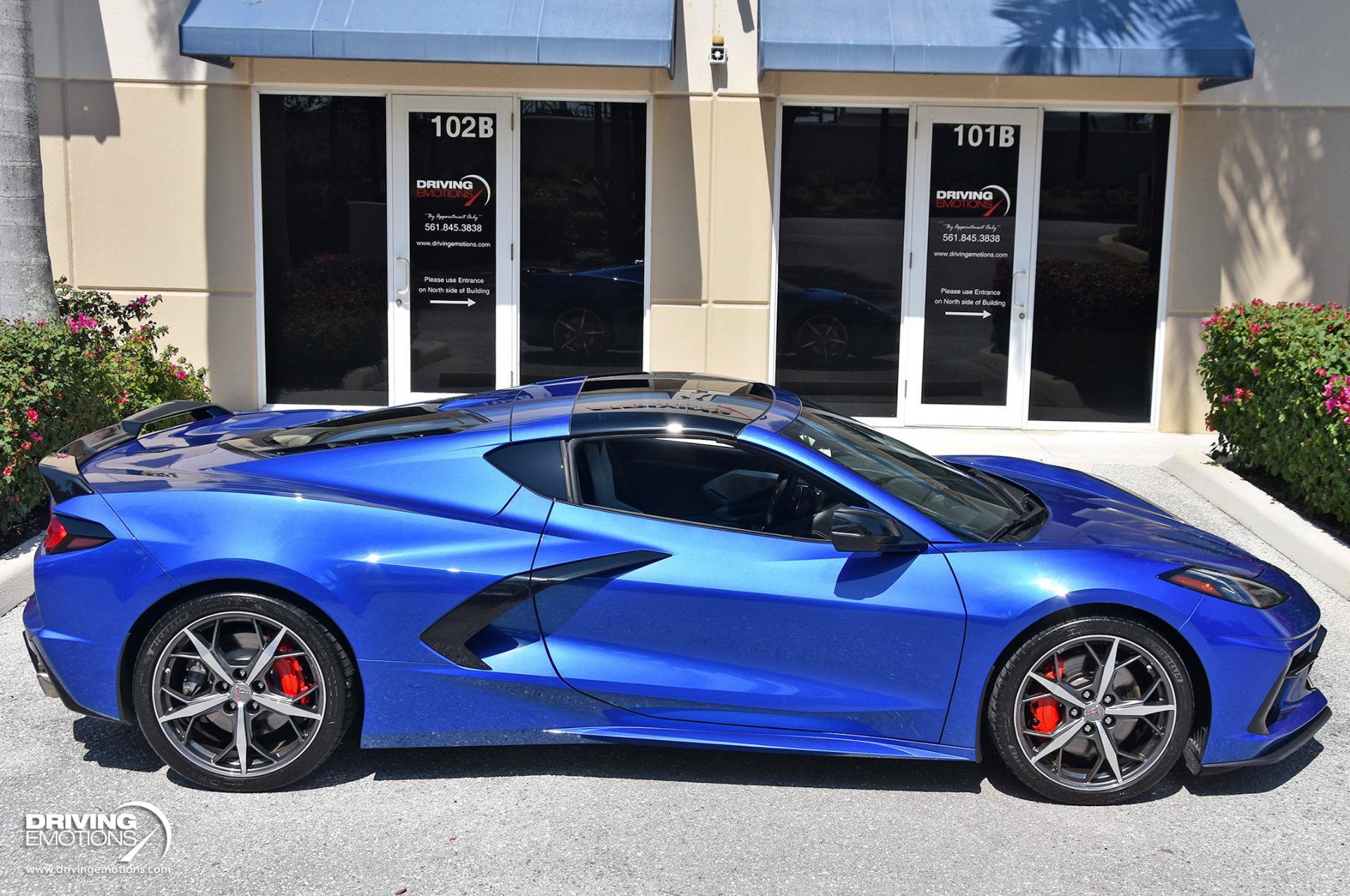 Used 2020 Chevrolet Corvette Stingray Premium Cpe w/ 3LT Preferred Equipment Group RWD image 9