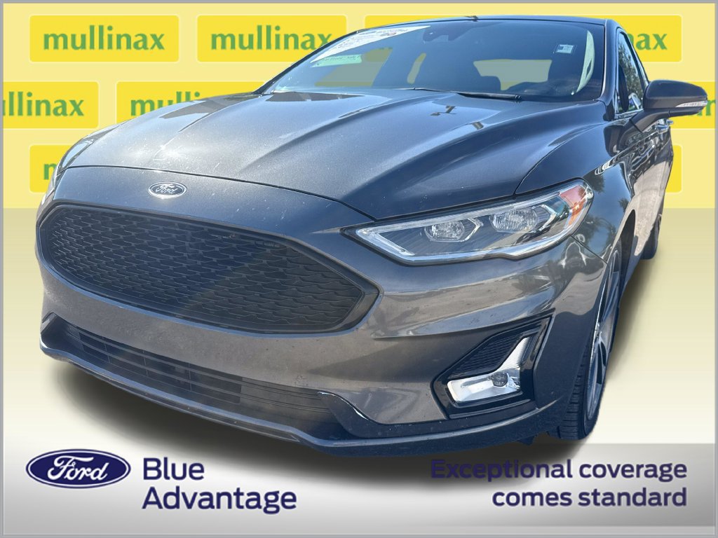 Used 2019 Ford Fusion Titanium AWD/4WD image 12