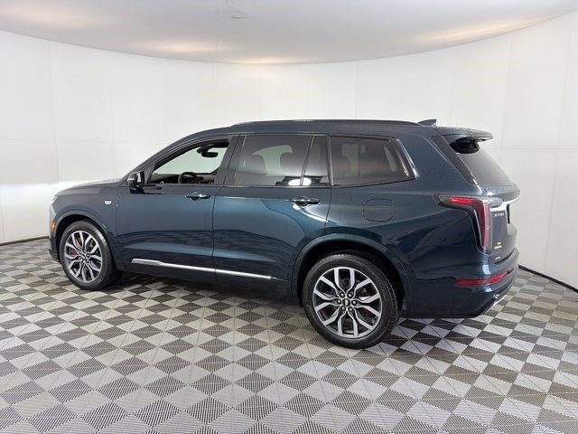 Certified 2024 Cadillac XT6 Sport w/ Technology Package AWD/4WD image 12