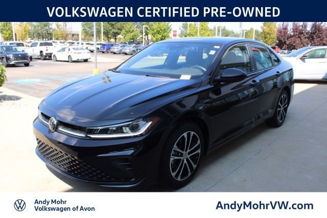 Used 2026 Volkswagen Jetta Sport FWD image 3
