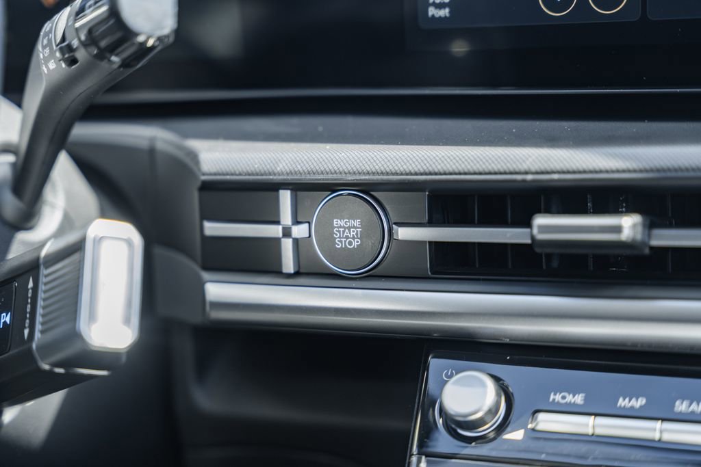 New 2026 Hyundai Santa Fe SEL image 25