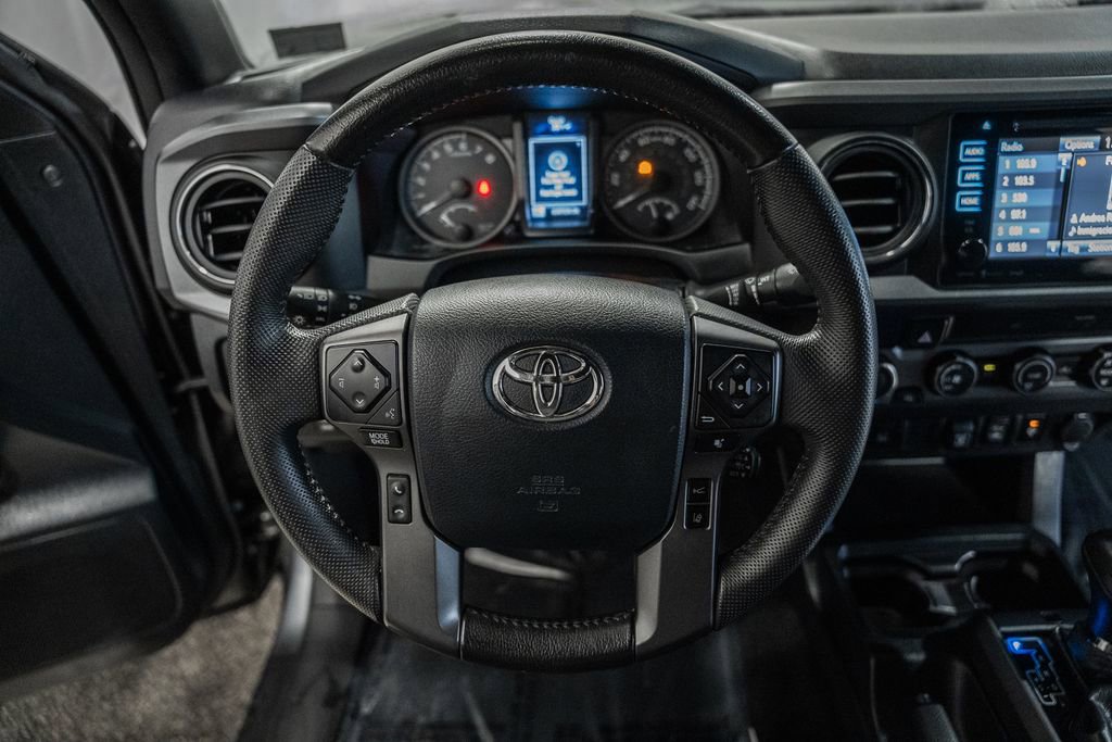 Used 2019 Toyota Tacoma TRD Sport image 32