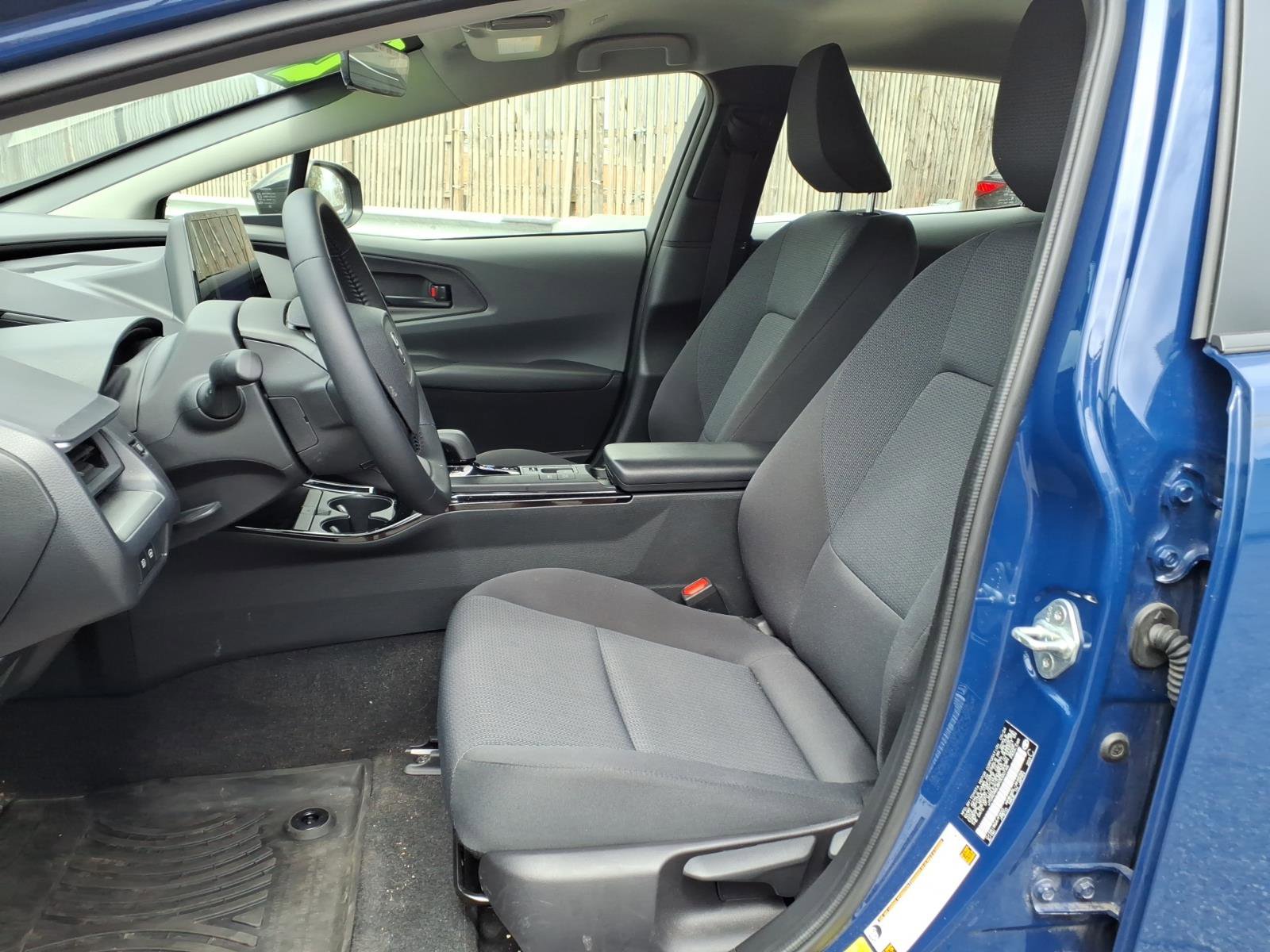 Used 2024 Toyota Prius LE image 14