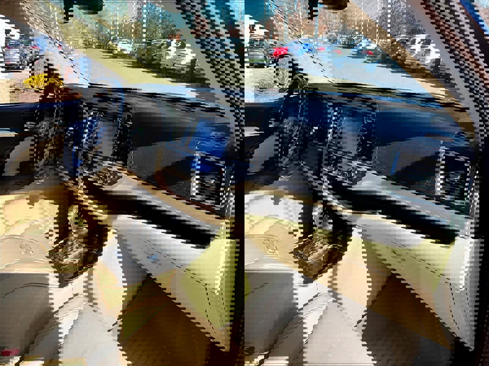 Used 2017 Toyota Highlander XLE image 14