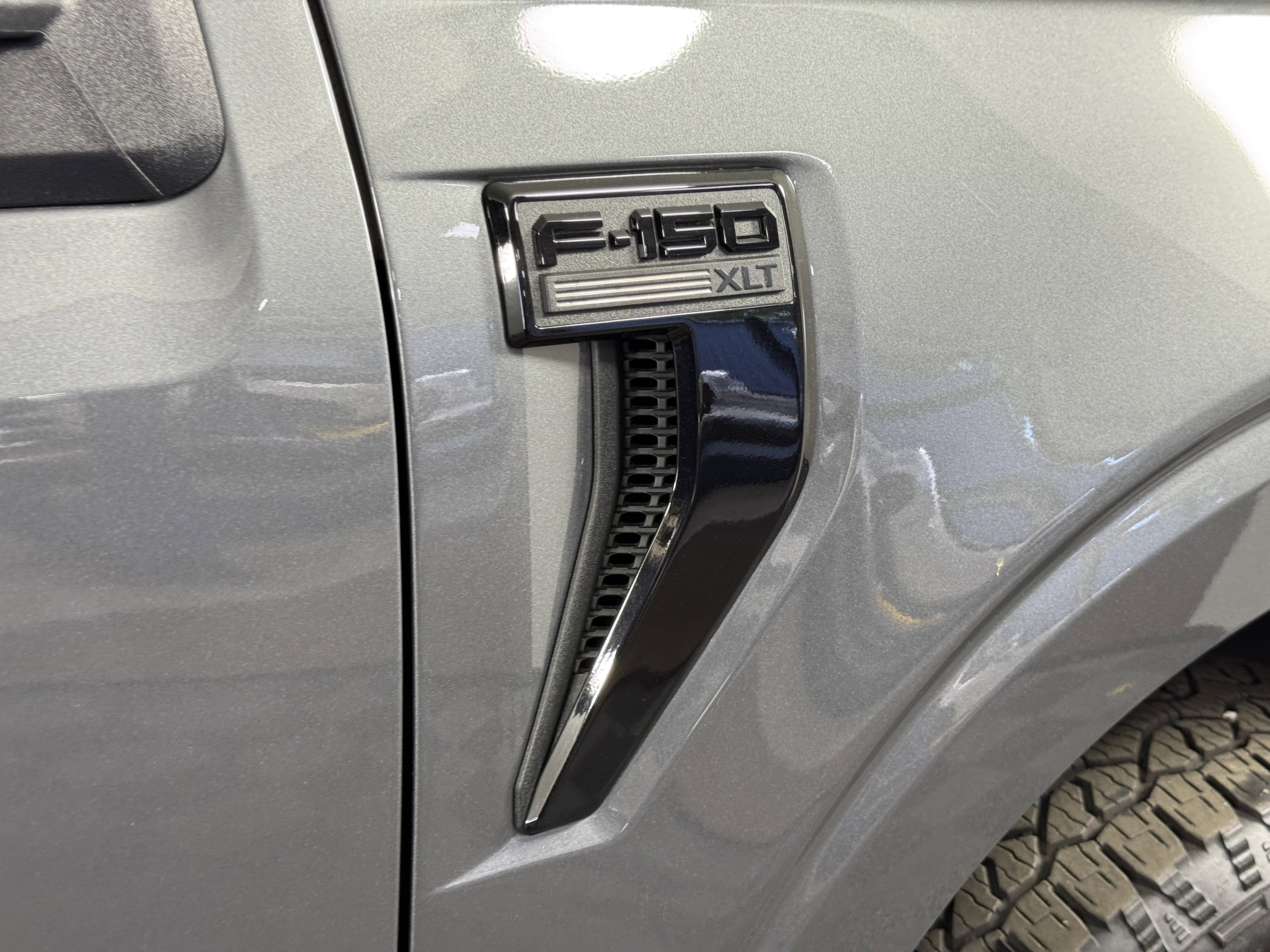 Certified 2025 Ford F150 XLT w/ Equipment Group 302A MID image 9