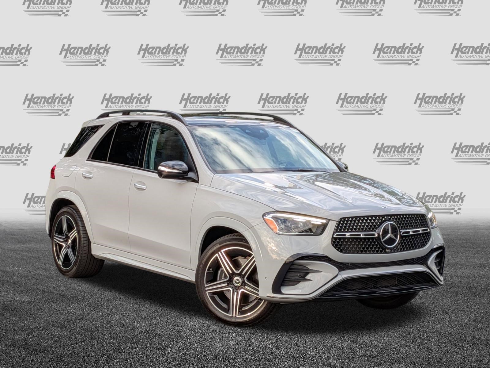 Used 2025 Mercedes-Benz GLE 350 4MATIC image 2