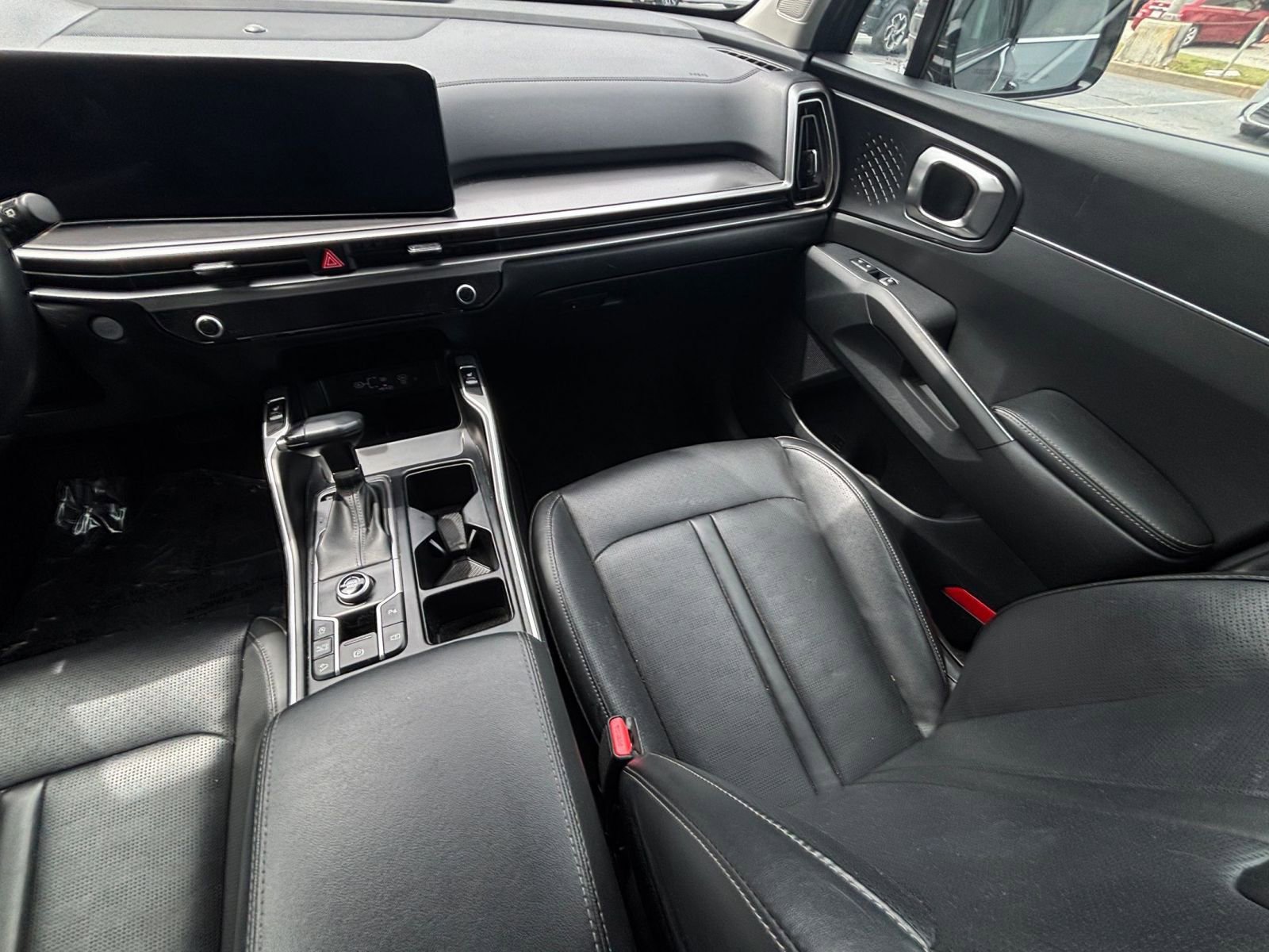 Used 2024 Kia Sorento S FWD image 38