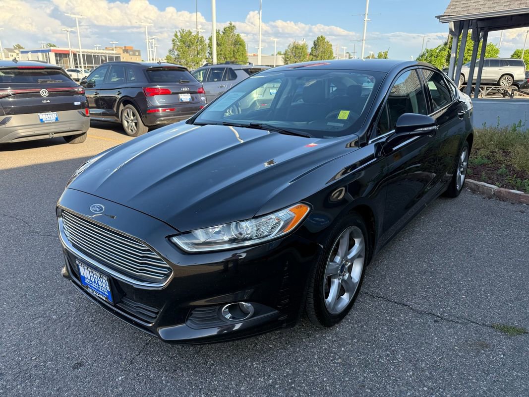 Used 2015 Ford Fusion SE AWD/4WD image 3