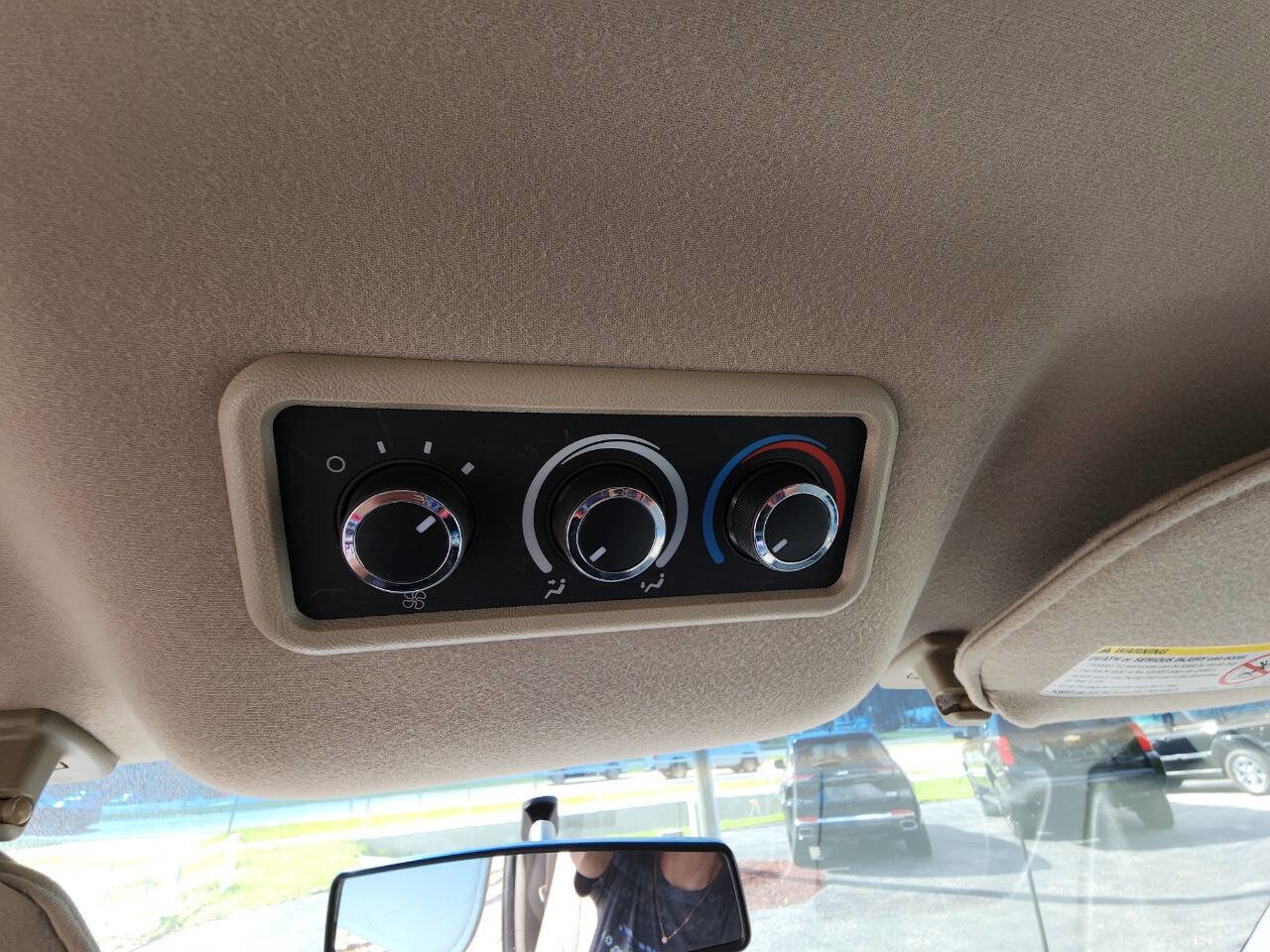 Used 2014 Chevrolet Express 3500 LS image 16
