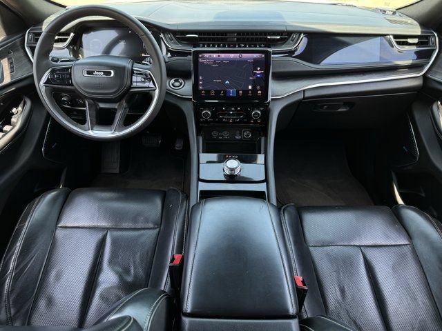 Used 2023 Jeep Grand Cherokee Overland w/ Luxury Tech Group IV RWD image 11