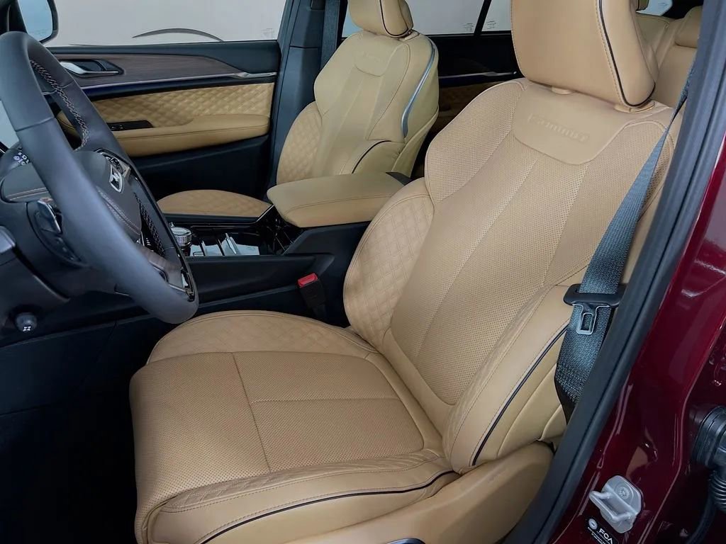 New 2025 Jeep Grand Cherokee Summit w/ Adv Protech Group IV image 22