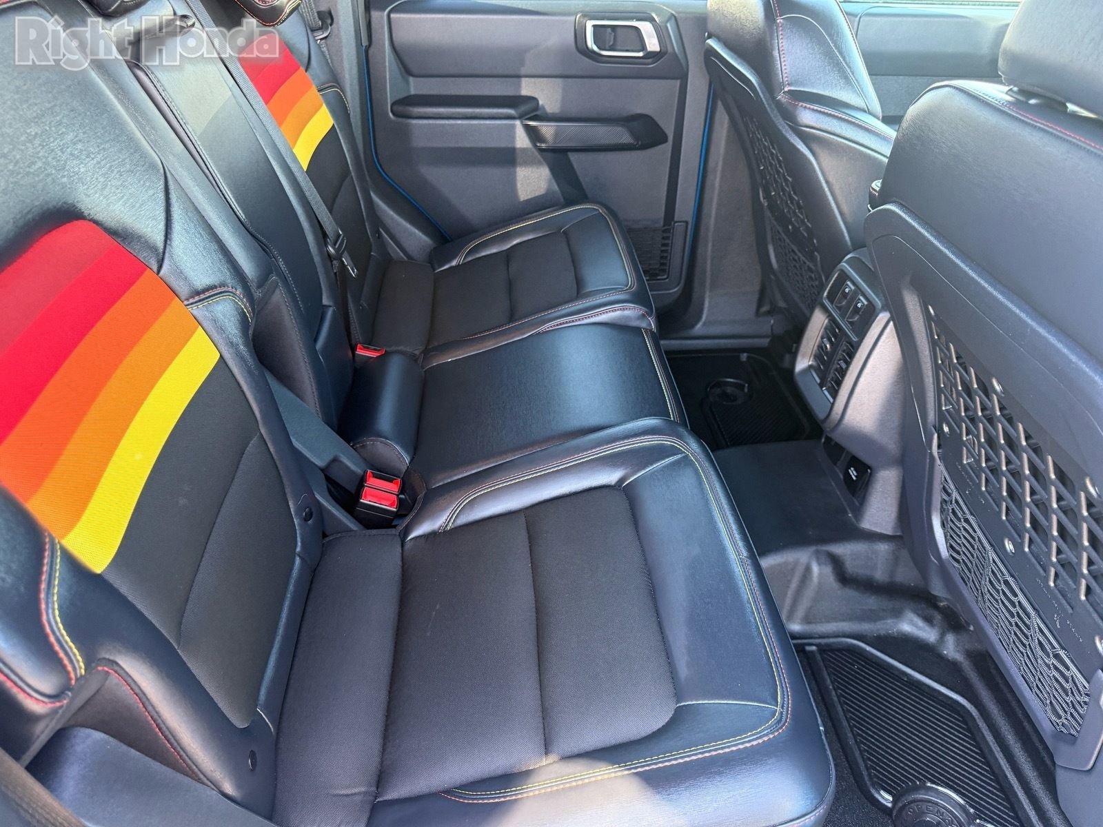 Used 2025 Ford Bronco Big Bend w/ Black Diamond Package image 30