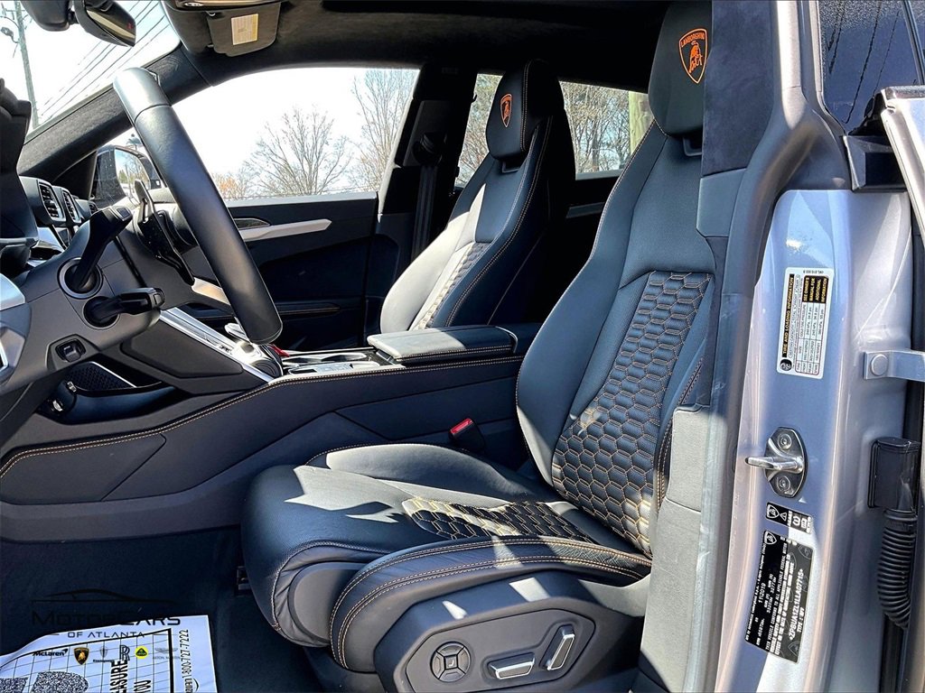 Used 2020 Lamborghini Urus image 18