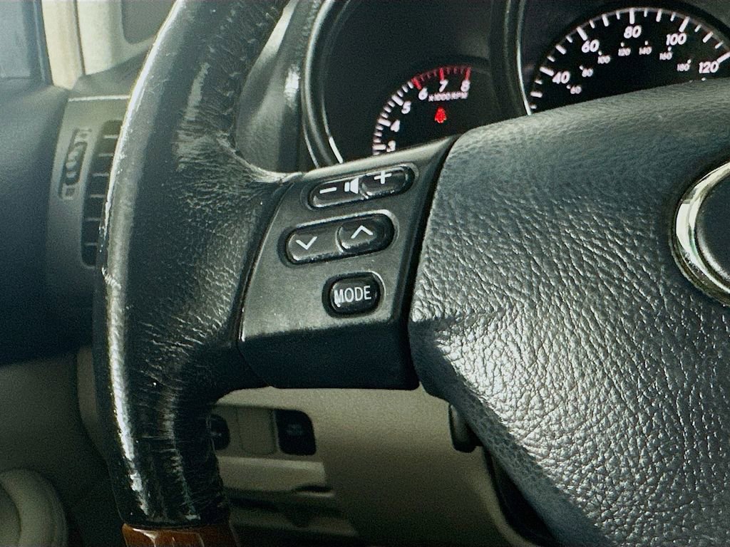 Used 2005 Lexus RX 330 image 24