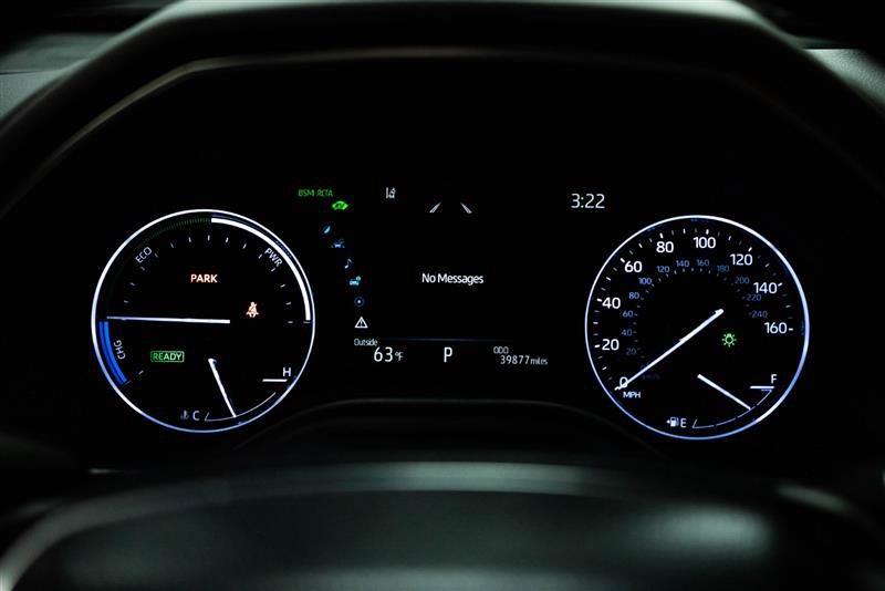 Used 2022 Toyota Avalon XSE w/ Carpet Mat Package (TMS) image 17