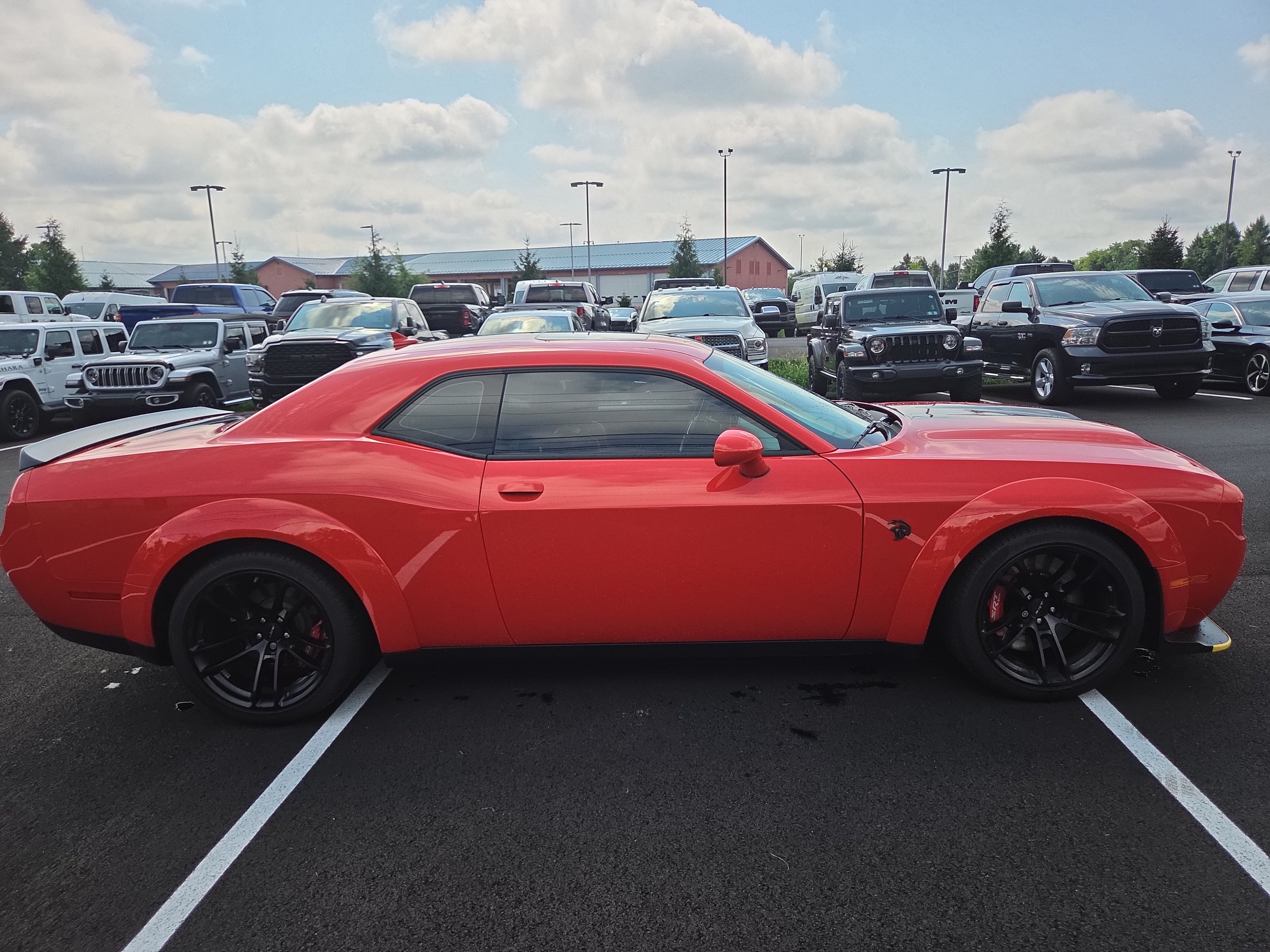 Used 2022 Dodge Challenger SRT Hellcat RWD image 15