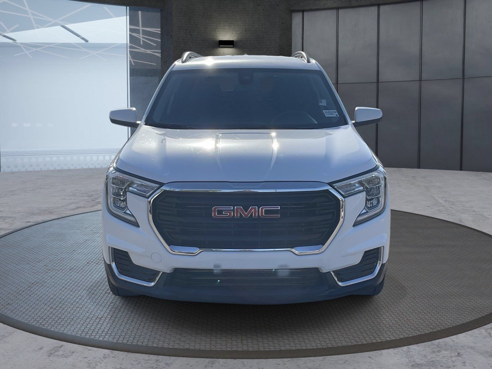 Certified 2022 GMC Terrain SLE w/ Driver Convenience Package FWD image 9