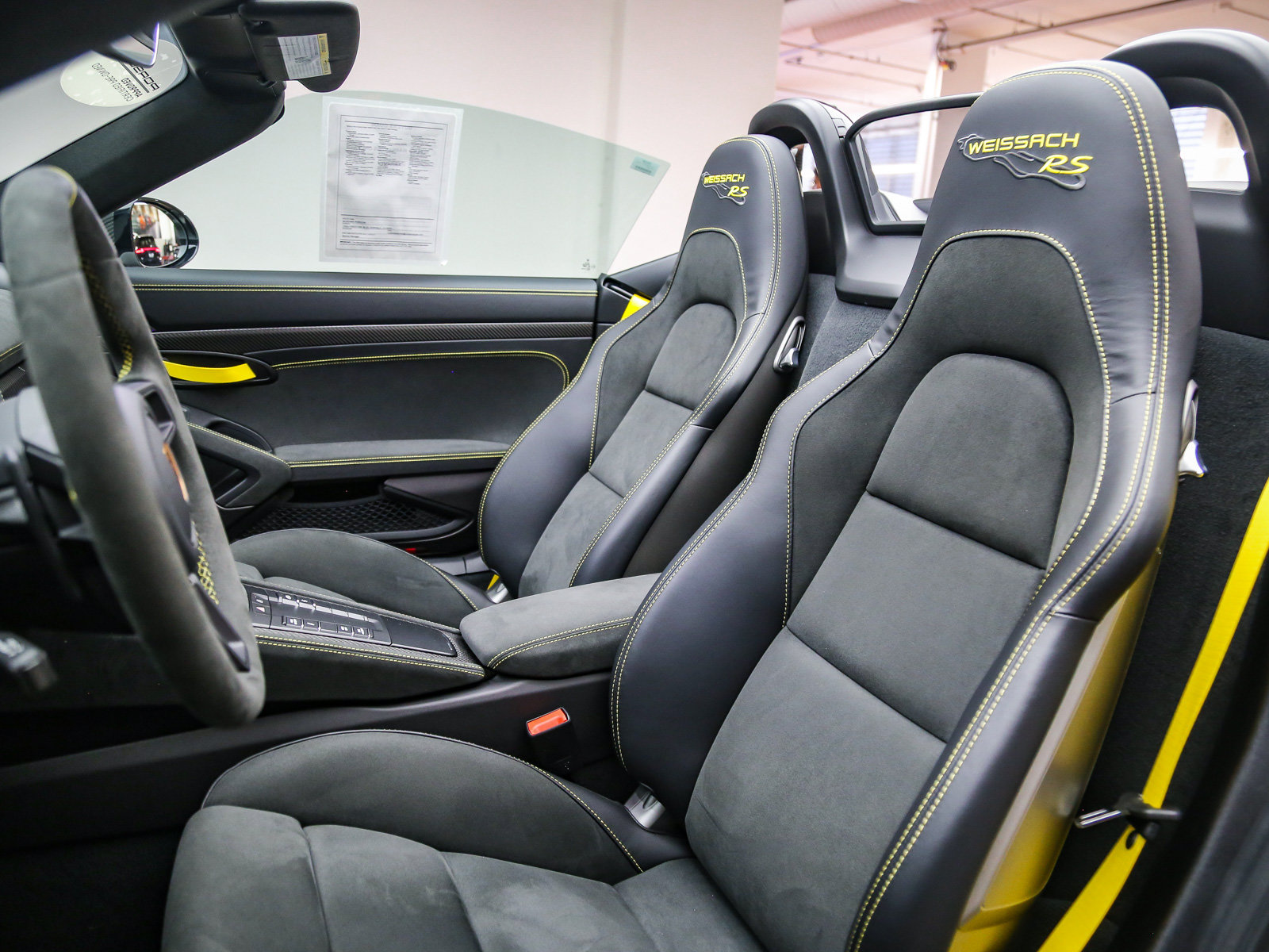 Certified 2025 Porsche 718 Boxster Spyder RS RWD image 5