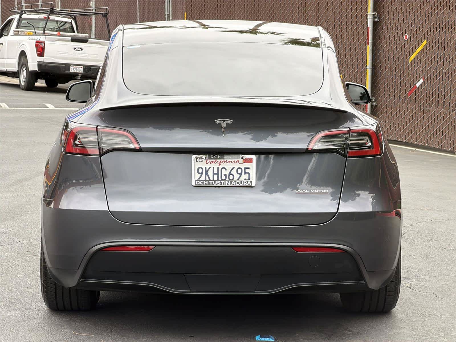 Used 2023 Tesla Model Y Performance AWD/4WD image 6
