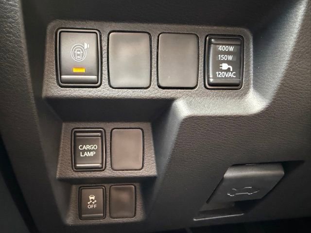 Used 2024 Nissan Frontier SV w/ SV Convenience Package image 16