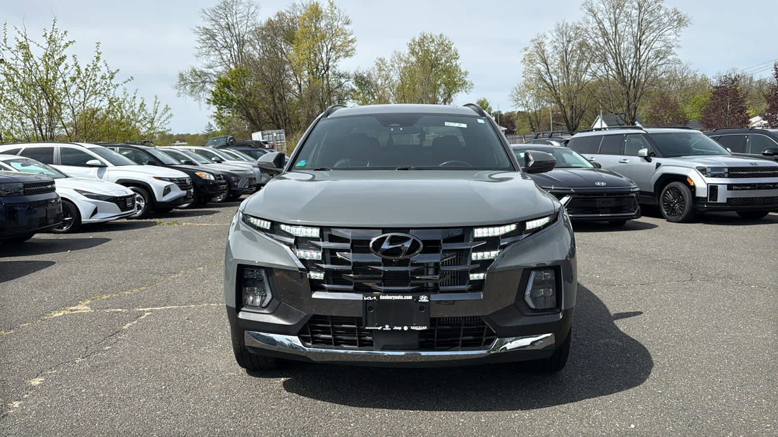 Used 2024 Hyundai Santa Cruz Limited AWD/4WD image 2