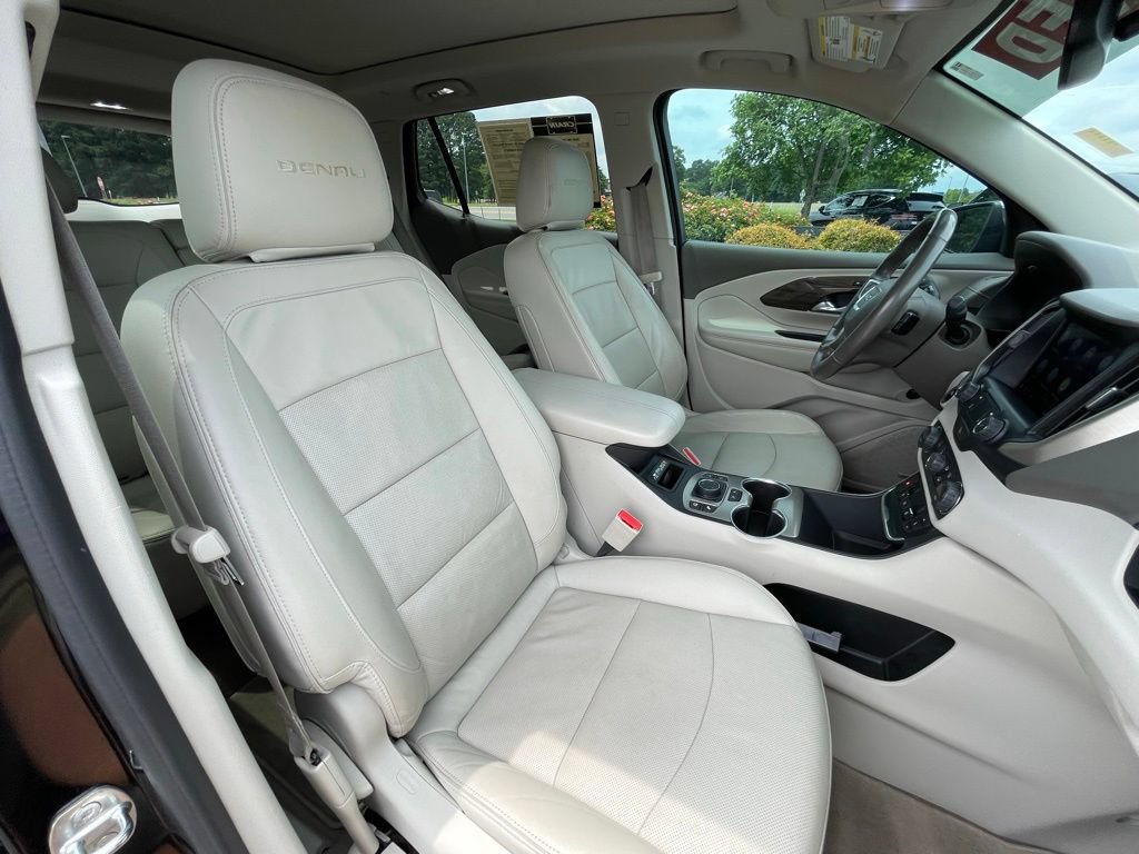 Used 2020 GMC Terrain Denali w/ Denali Premium Package AWD/4WD image 31