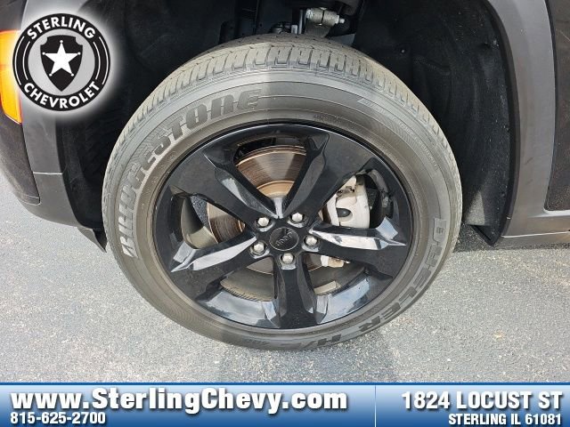 Used 2022 Jeep Grand Cherokee L Laredo image 31