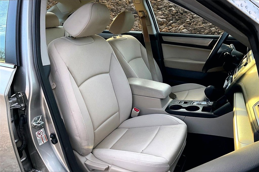 Used 2016 Subaru Legacy 2.5i image 7