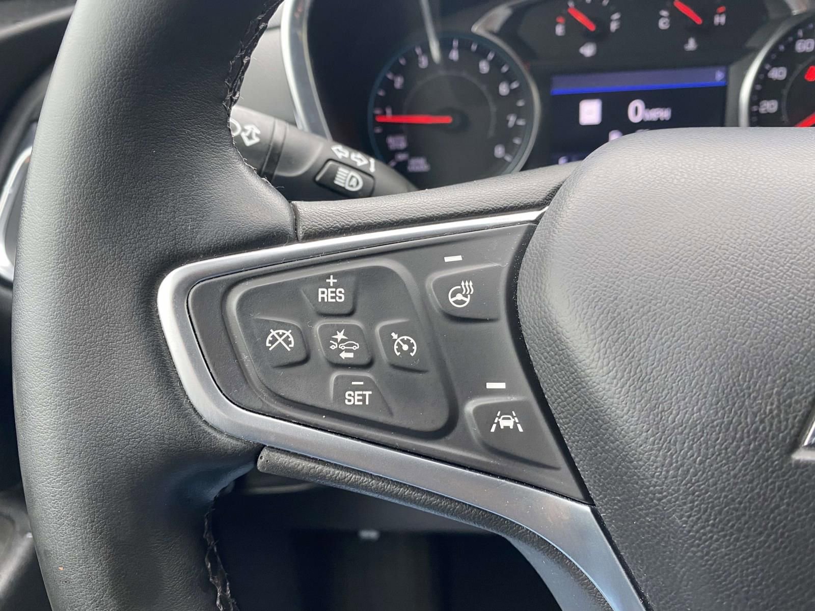 Used 2023 Chevrolet Equinox LT AWD/4WD image 20