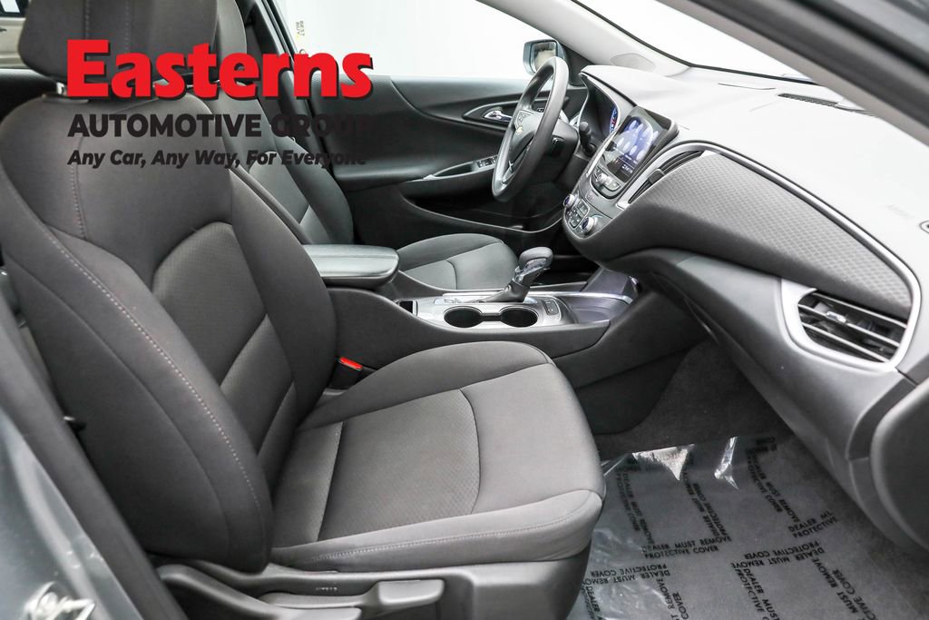 Used 2024 Chevrolet Malibu LT image 23