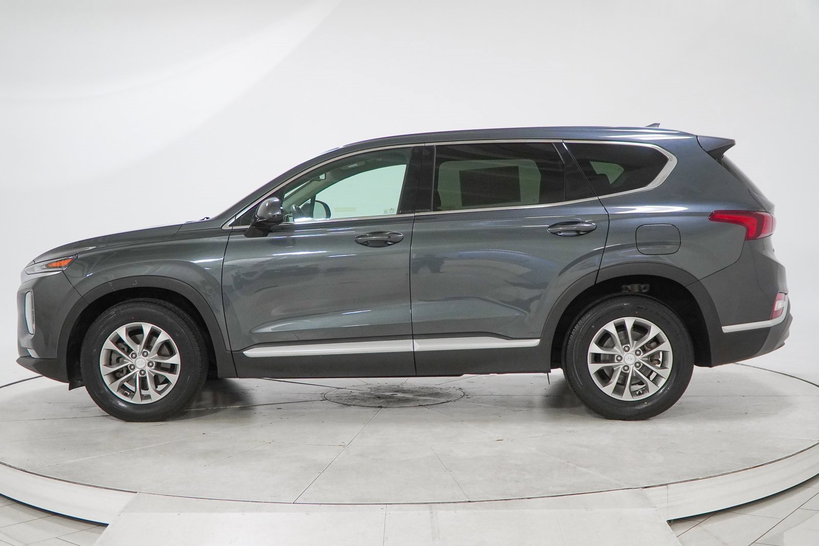 Used 2020 Hyundai Santa Fe SEL image 6