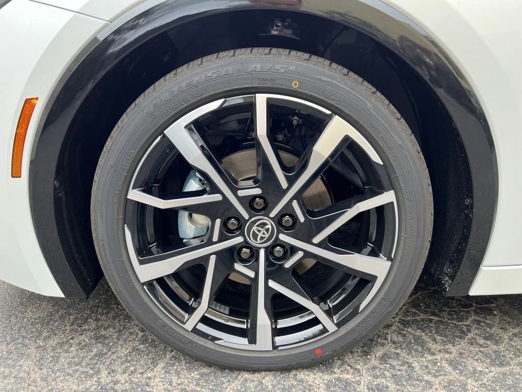 New 2026 Toyota Prius Plug-In Hybrid image 6