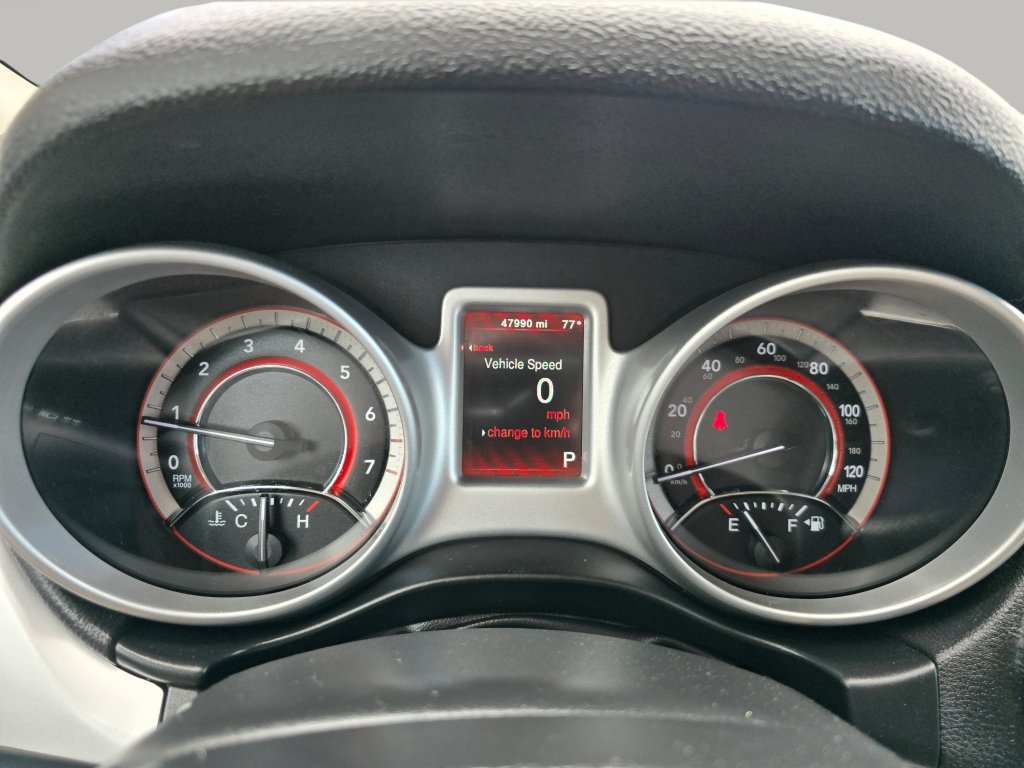 Used 2019 Dodge Journey SE w/ Connectivity Group FWD image 7