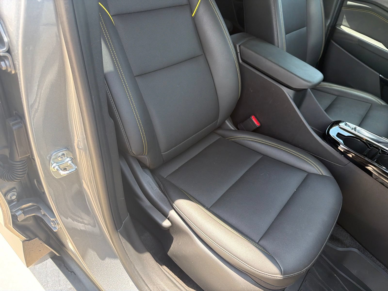 Used 2025 Chevrolet Trax ACTIV w/ Sunroof Package FWD image 10