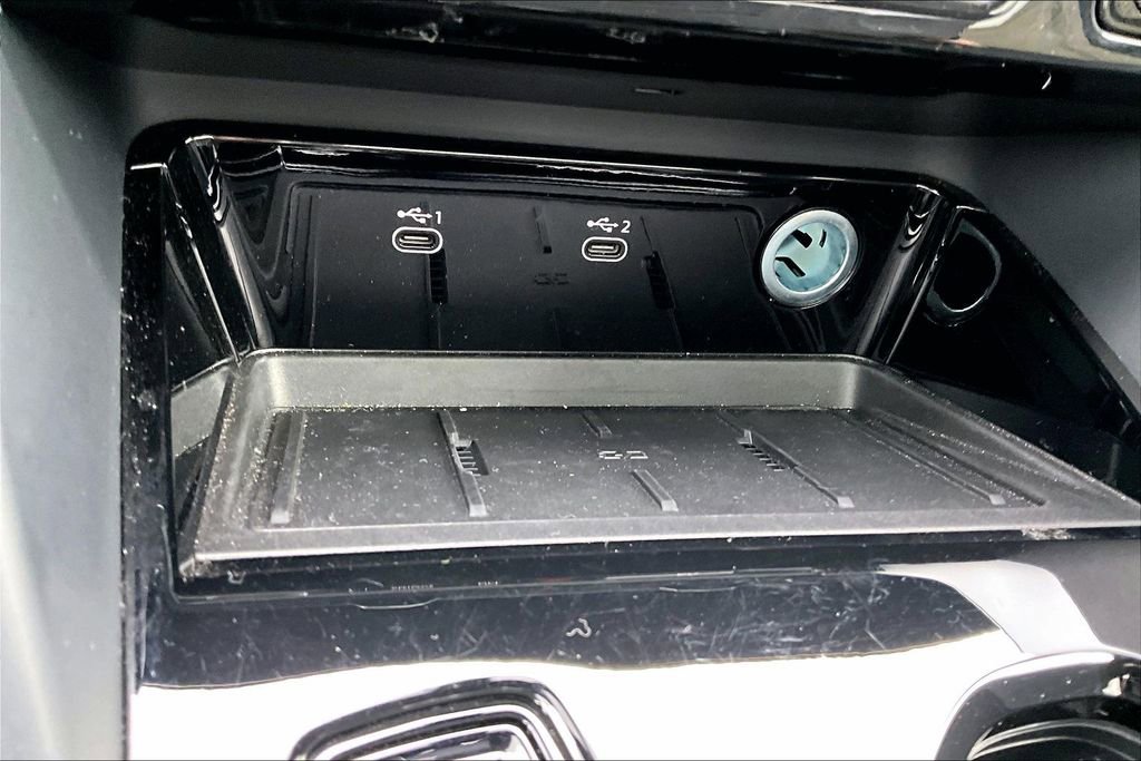 Used 2025 Audi Q5 Premium w/ Convenience Package AWD/4WD image 16