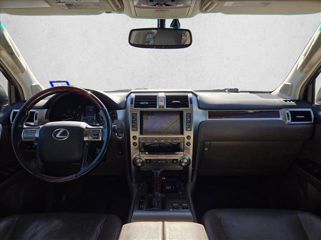 Used 2017 Lexus GX 460 Premium image 12