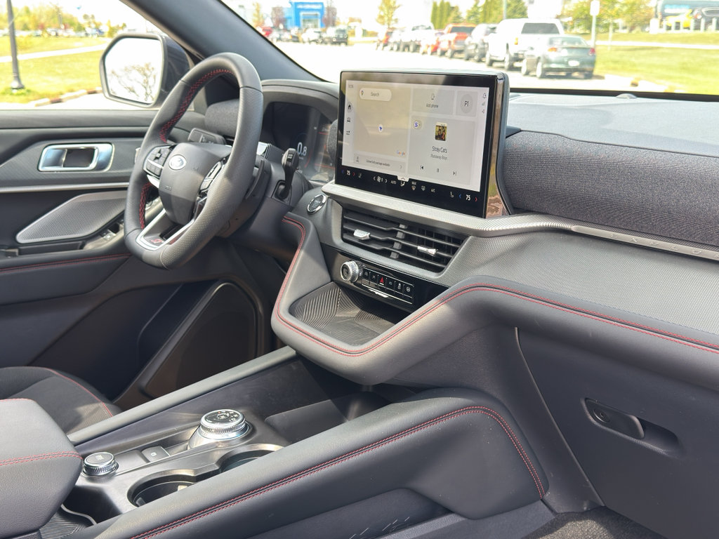 Used 2026 Ford Explorer ST AWD/4WD image 30