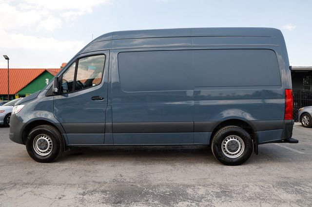 Used 2019 Mercedes-Benz Sprinter 144 image 4