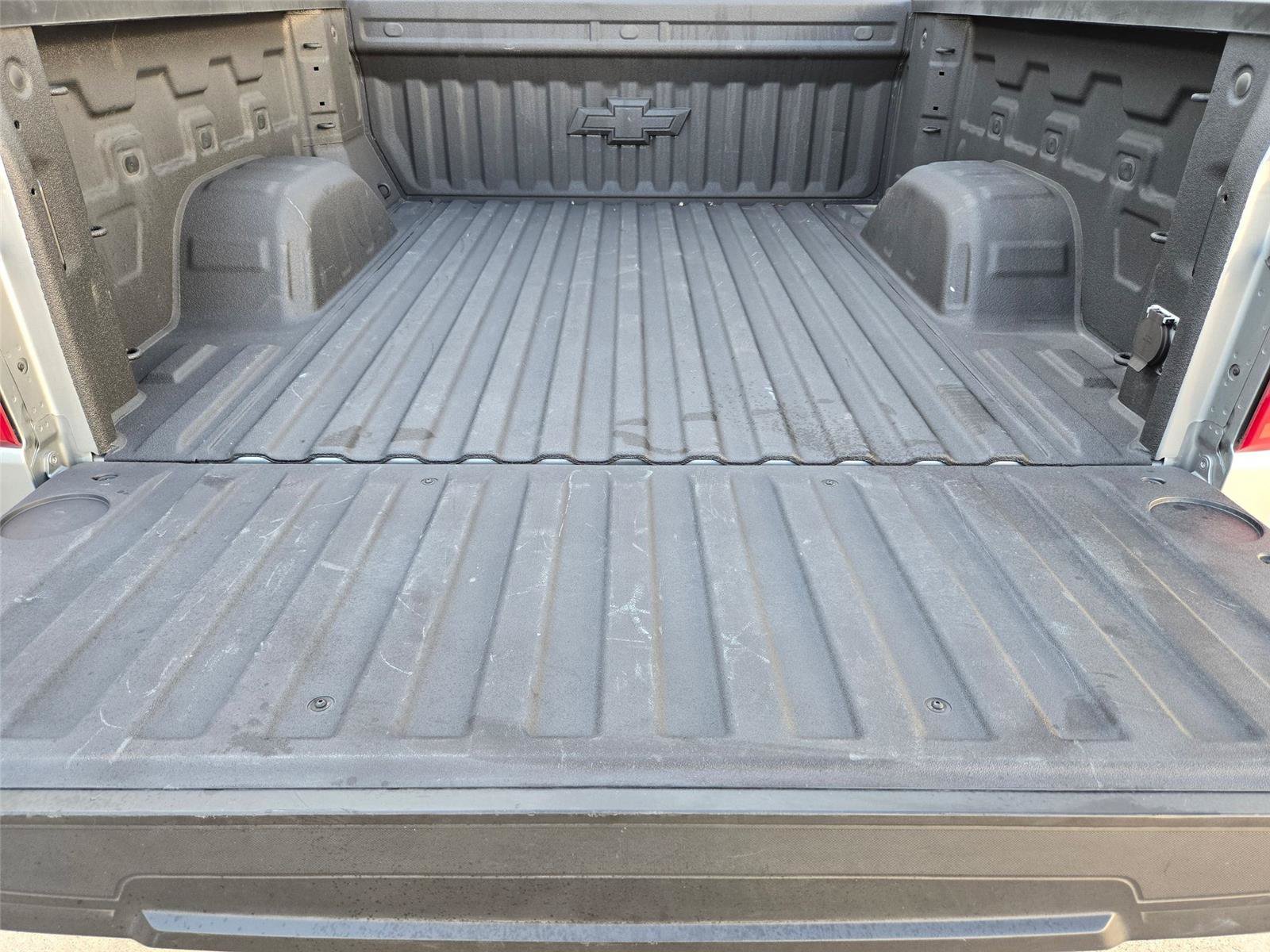 Used 2024 Chevrolet Silverado 1500 LTZ AWD/4WD image 29