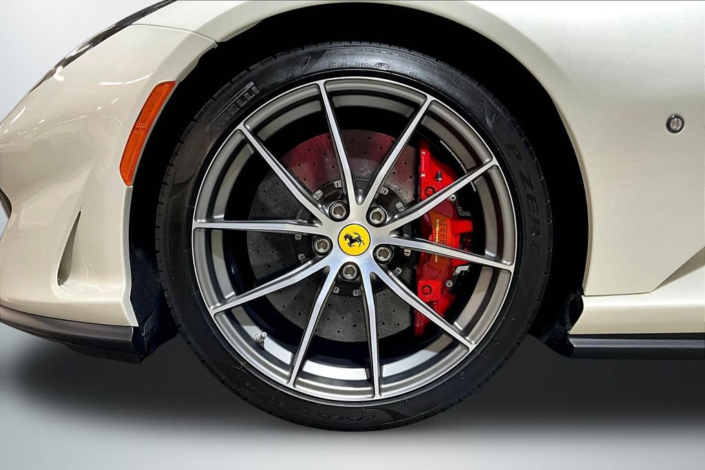Used 2021 Ferrari 812 GTS RWD image 28