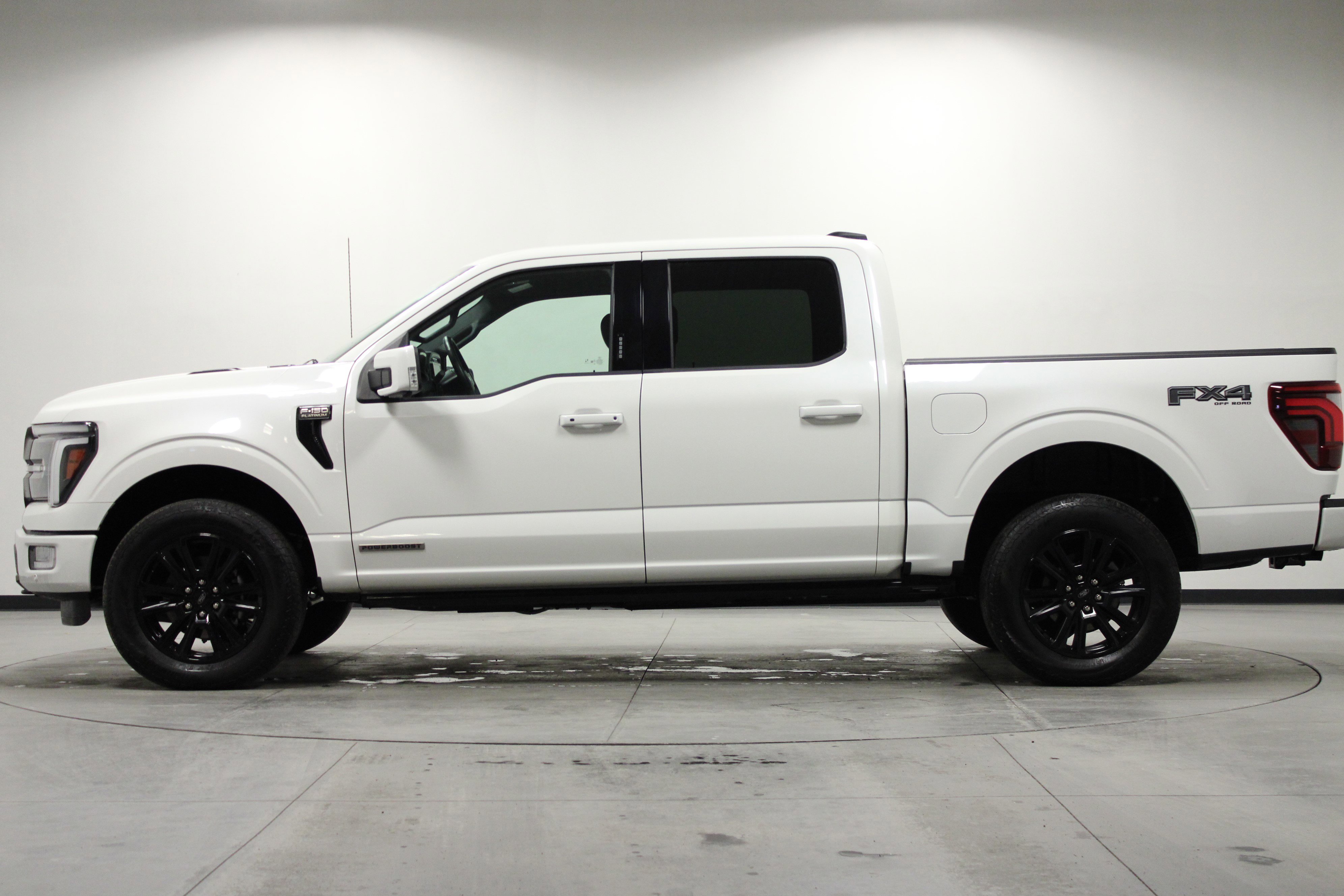 Used 2024 Ford F150 Platinum w/ FX4 Off-Road Package image 7