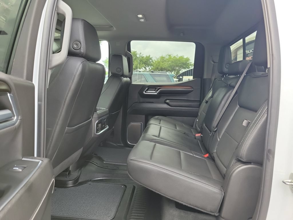 Used 2024 GMC Sierra 1500 Denali w/ Denali Reserve Package AWD/4WD image 12